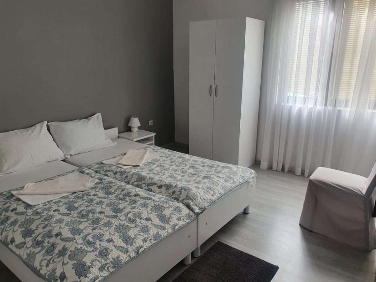 Nikola Rule Ostojic Bed & Breakfast