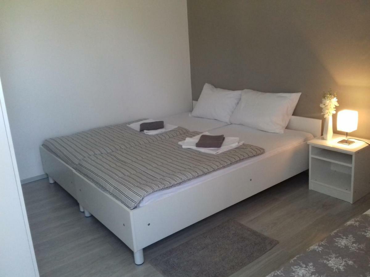 Nikola Rule Ostojic Bed & Breakfast