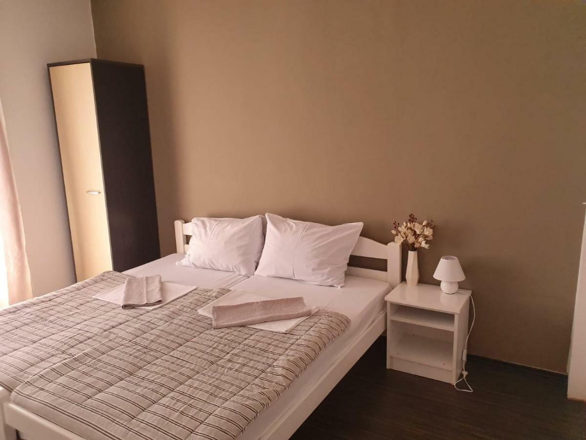 Bed & Breakfast Nikola Rule Ostojic *
